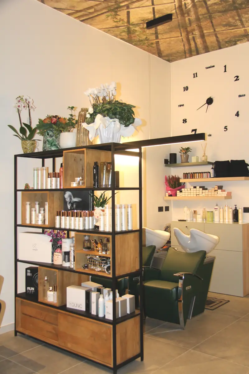 Interno del Salone MC Parrucchieri a Bologna Interno del Salone MC Parrucchieri a Bologna